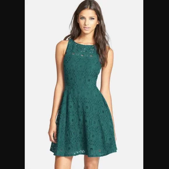 BB Dakota Dresses Emerald Green Bb Dakota Renley Lace Sleeveless Dress Poshmark